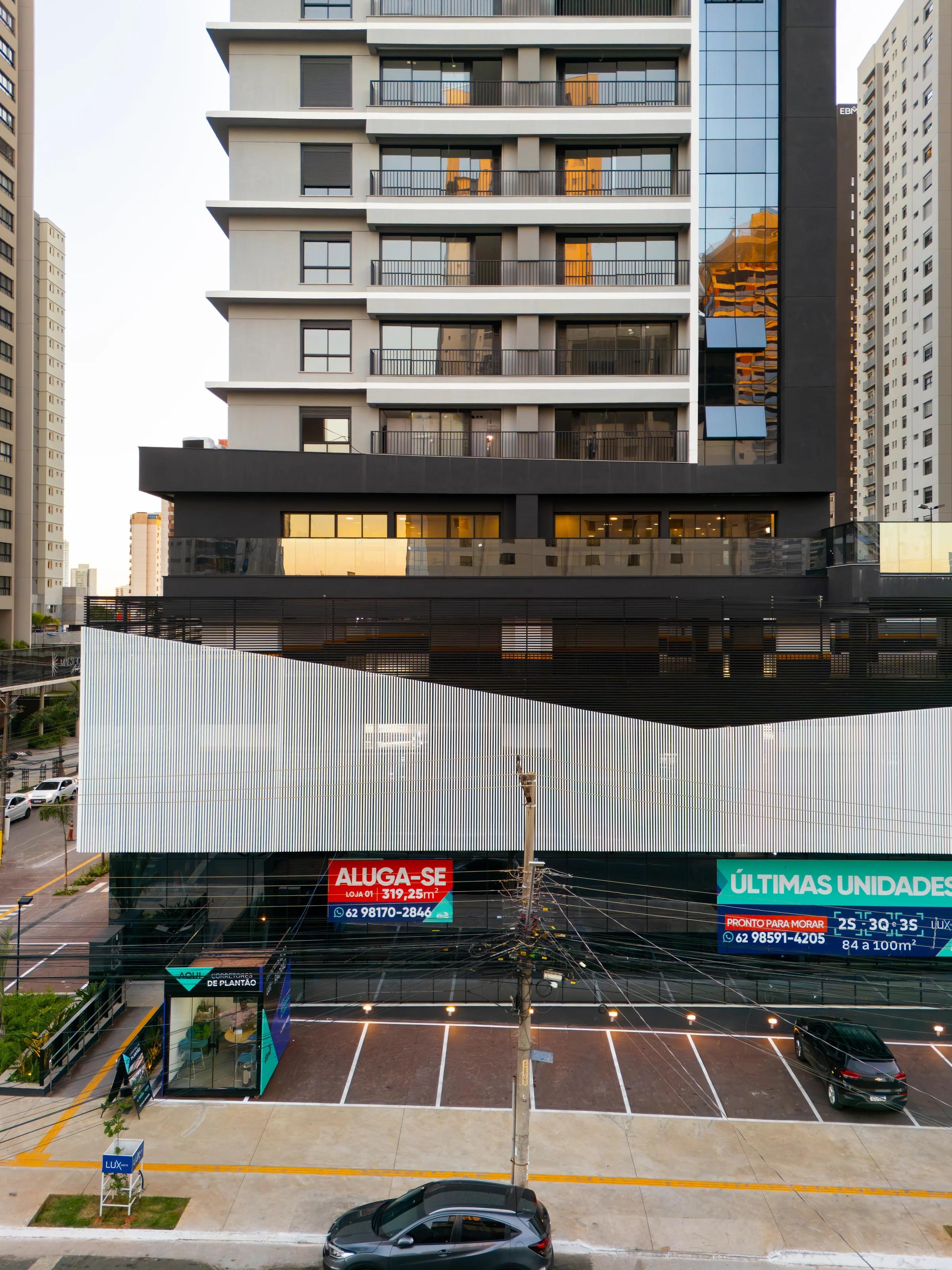 Base comercial do Lux Oeste